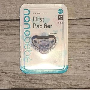 🍕Nano bebe flexy first pacifier🪅🌷 💧 💕 ✨️ 🏵🍋🧋☃️🦋🐯🐠🍬🍿